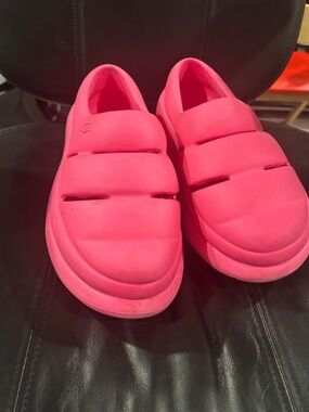 UGG Women's Slip-On Padded Mules in Bright Pink